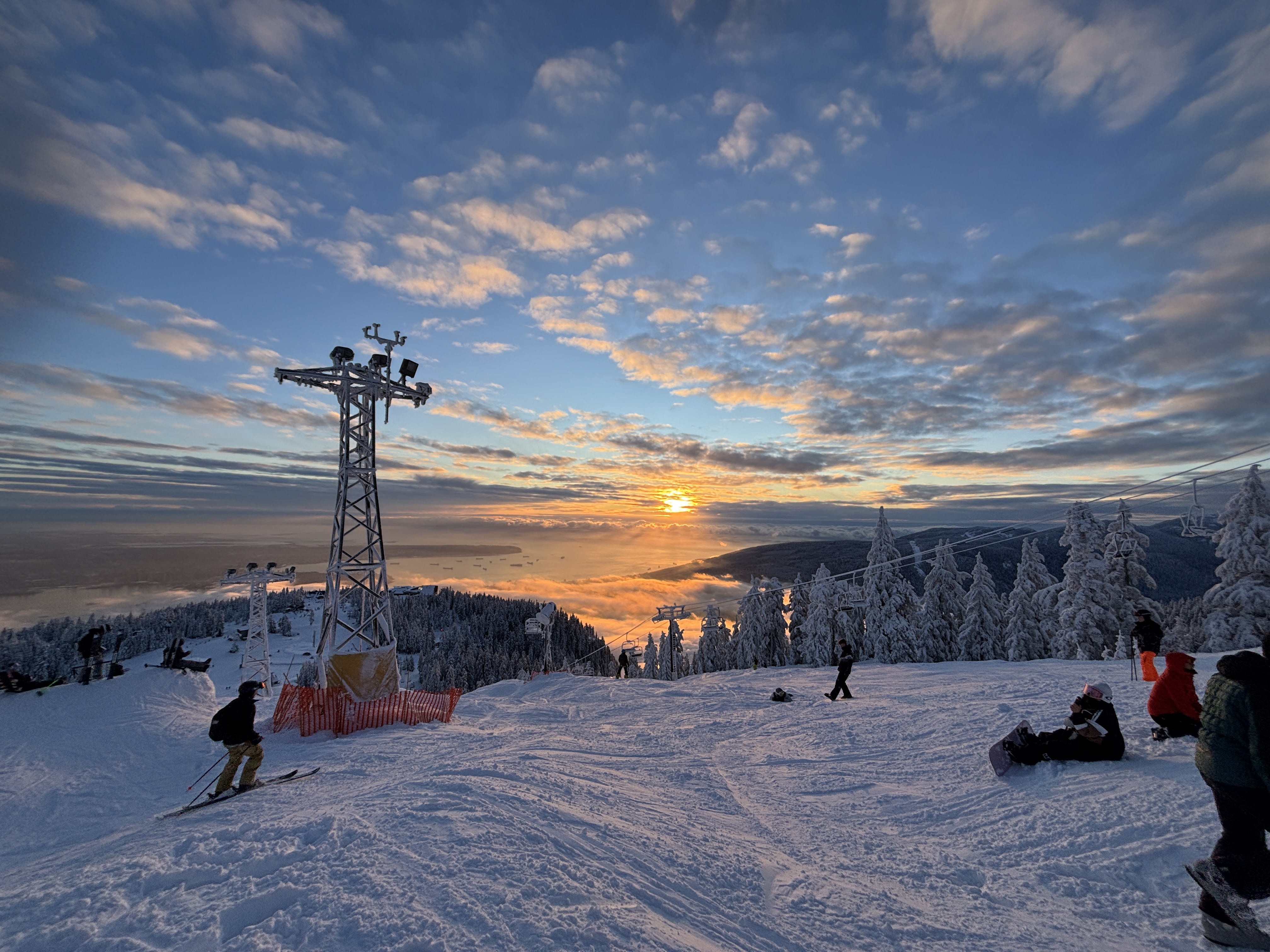 Grouse Mountain daytime view